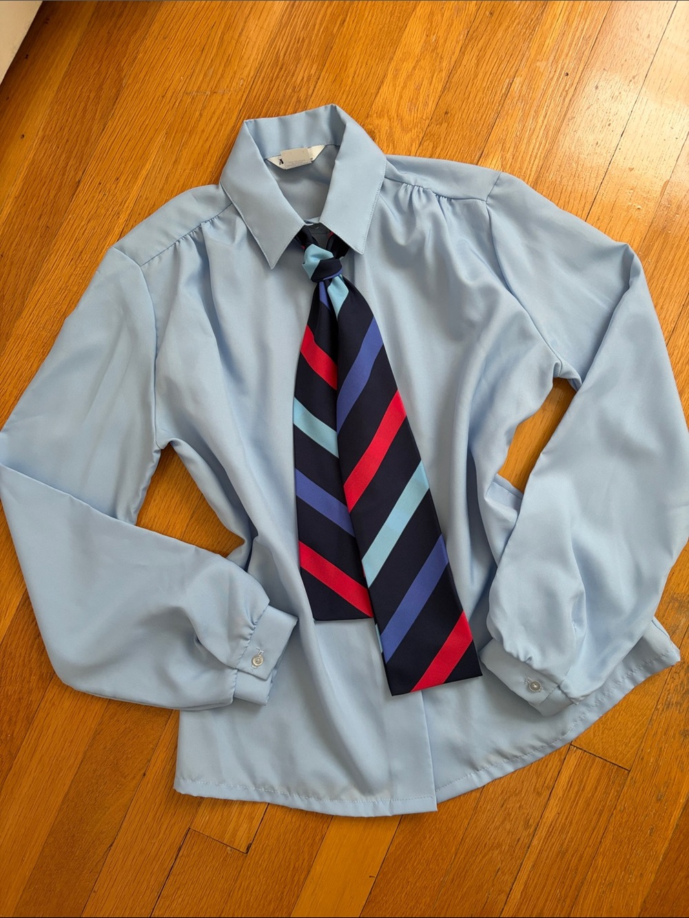 Vintage Secretary / Flight Attendant Blouse Button Down Shirt Light Blue Top